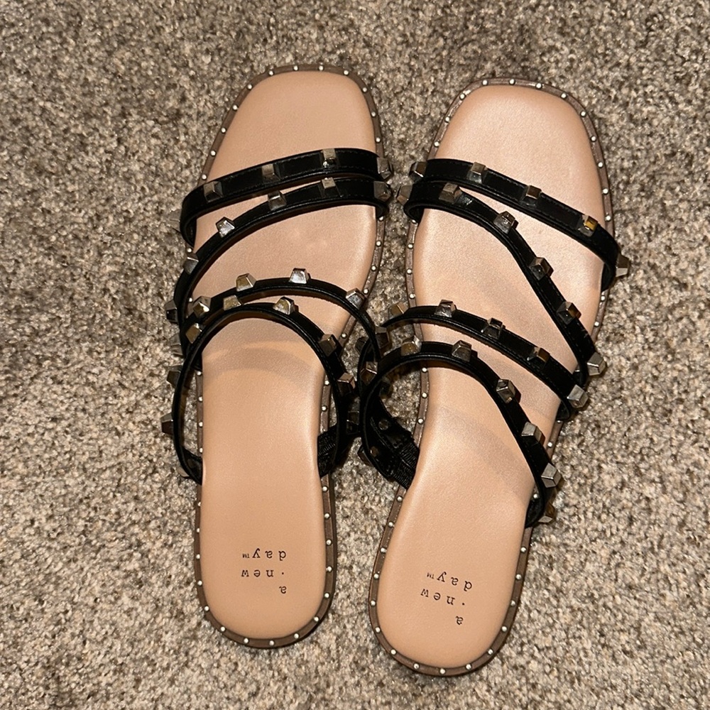 A new day sandals sz 8.5